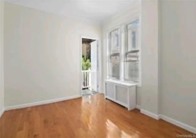 Listing Photo 5 - Condo for sale in building located at 836 Revere Ave, New York City, NY 10465