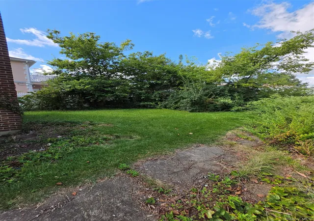 Photo 4 of Sale Pending at 130-32 122nd Street, New York, NY 11420 | MLS# 1046425 | Listing updated on 2026-09-18