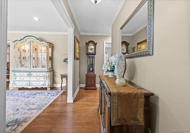Photo 4 of Sale Pending at 15 Robinson Ave, Bedford, NY 10507 | MLS# 1046458 | Listing updated on 2026-09-27