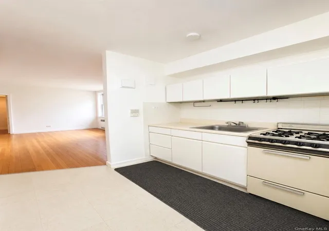 Photo 2 of Condo for sale at 14445 Sanford Ave #6, New York, NY 11355 | MLS# 1046473 | Listing updated on 2026-09-27