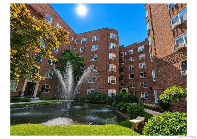 Photo 1 of Condo for sale at 73 12 35th Avenue #D32, New York, NY 11372 | MLS# 1046476 | Listing updated on 2026-09-09