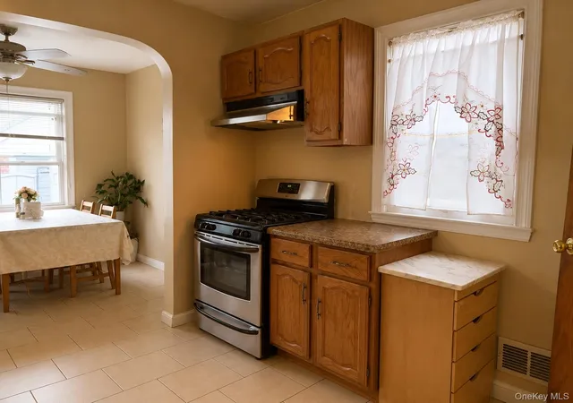 Photo 3 of Sale Pending at 122 13 149th Avenue, New York, NY 11420 | MLS# 1046477 | Listing updated on 2026-09-19
