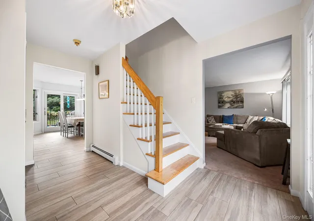 Photo 2 of Single family home for sale at 5 Rome Ct, Cortlandt, NY 10567 | MLS# 1046525 | Listing updated on 2026-10-04