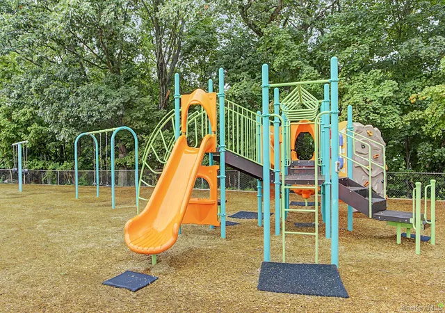 Photo 45 of Condo for sale at 962 Sierra Vista Ln, Clarkstown, NY 10989 | MLS# 1046544 | Listing updated on 2026-10-08