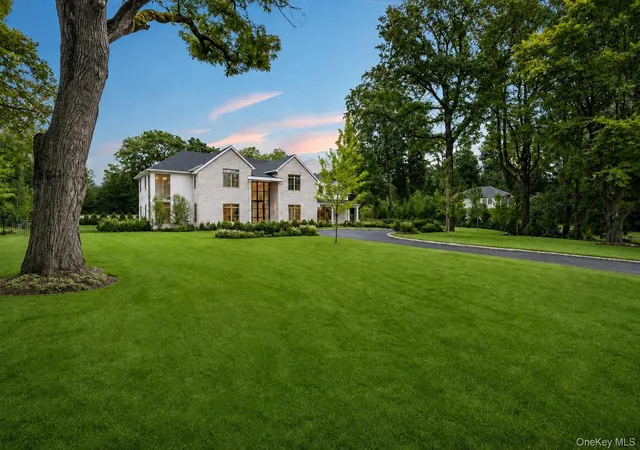 Photo 1 of Mansion for sale at 25 W Crk Farms Rd, North Hempstead, NY 11050 | MLS# 1046560 | Listing updated on 2026-09-04