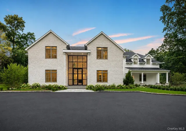 Photo 2 of Mansion for sale at 25 W Crk Farms Rd, North Hempstead, NY 11050 | MLS# 1046560 | Listing updated on 2026-09-04