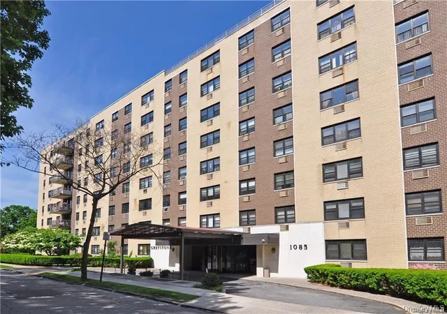 Photo 2 of House for sale at 1085 Warburton Ave #820, Yonkers, NY 10701 | MLS# 1046570 | Listing updated on 2026-09-25