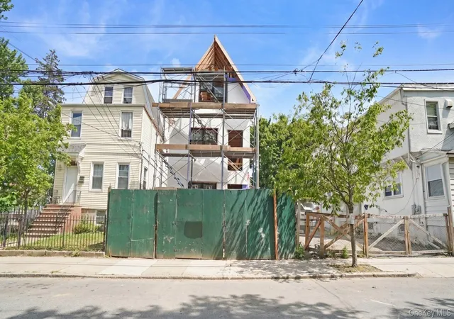 Multi family home for sale at 4564 Matilda Ave, New York, NY 10470 | MLS# 1046572