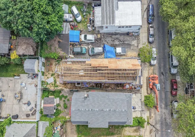 Photo 4 of House for sale at 4564 Matilda Ave, New York, NY 10470 | MLS# 1046572 | Listing updated on 2026-09-04