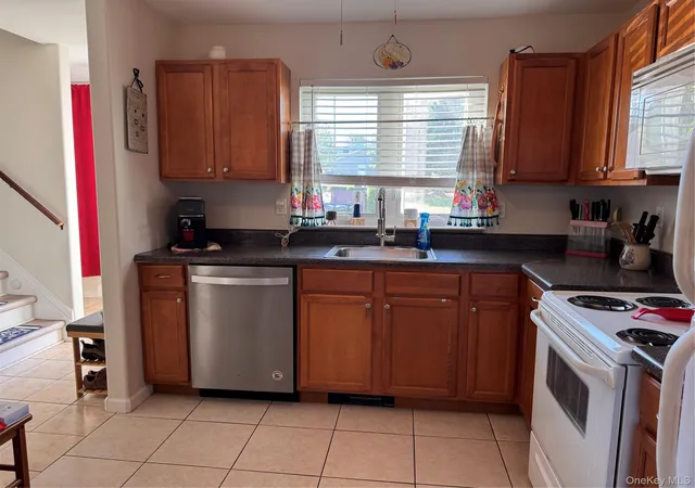 Photo 3 of Condo for sale at 100 Boniface Dr #14C, Crawford, NY 12566 | MLS# 1046590 | Listing updated on 2026-09-14