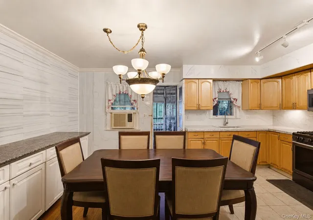 Photo 3 of Sale Pending at 902 E 232nd Street, New York, NY 10466 | MLS# 1046594 | Listing updated on 2026-10-06