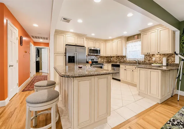 Photo 3 of Single family home for sale at 1028 Union Blvd, Islip, NY 11706 | MLS# 1046597 | Listing updated on 2026-09-04