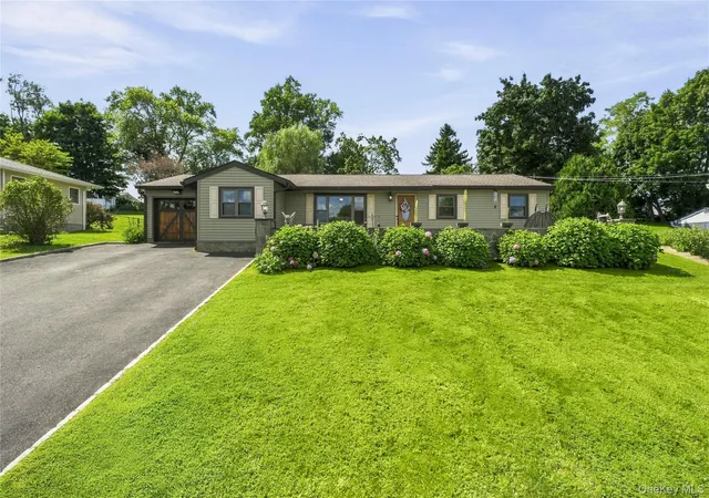 Photo 1 of Single family home for sale at 28 Hilltop Dr, Carmel, NY 10541 | MLS# 1046637 | Listing updated on 2026-10-02