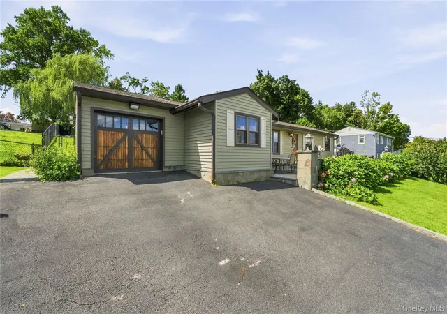 Photo 2 of Single family home for sale at 28 Hilltop Dr, Carmel, NY 10541 | MLS# 1046637 | Listing updated on 2026-09-16