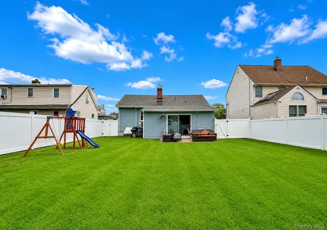 Photo 2 of Single family home for sale at 292 Roosevelt Ave, Hempstead, NY 11520 | MLS# 1046638 | Listing updated on 2026-09-13