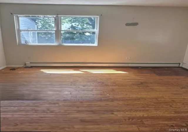 Photo 3 of Single family home for sale at 518 Jayne Blvd, Brookhaven, NY 11776 | MLS# 1046662 | Listing updated on 2026-09-04