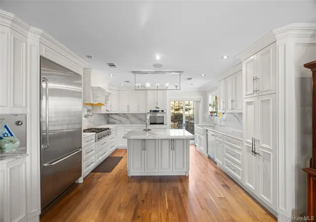 Photo 2 of Single family home for sale at 229 Ditmars St, New York, NY 10464 | MLS# 1046694 | Listing updated on 2026-09-04
