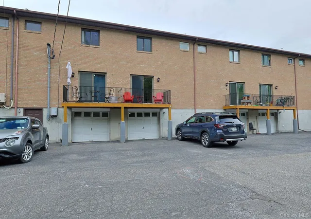 Photo 26 of Condo for sale at 204 Parr Meadow Dr #2D, Newburgh (town), NY 12550 | MLS# 1046709 | Listing updated on 2026-09-05
