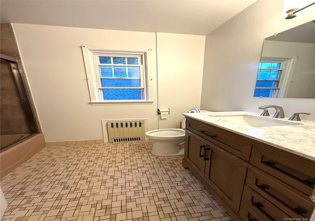 Photo 4 of Sale Pending at 413 Fort Washington Ave, Mount Pleasant, NY 10532 | MLS# 1046739 | Listing updated on 2026-09-28