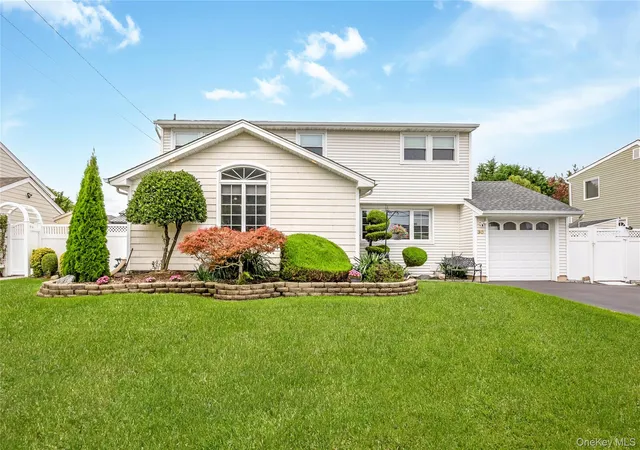 Single family home for sale at 30 Swan Dr, Oyster Bay, NY 11758 | MLS# 1046753