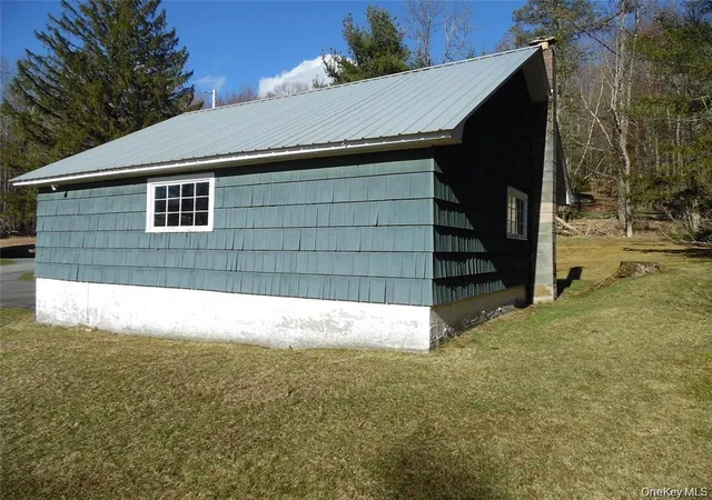 Photo 4 of Single family home for sale at 8 Jones Ter, Fallsburg, NY 12788 | MLS# 1046758 | Listing updated on 2026-10-07