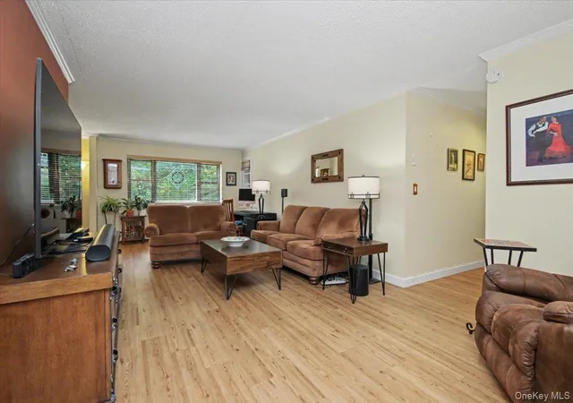 Photo 3 of Sale Pending at 100 Diplomat Dr #6C, Mount Kisco, NY 10549 | MLS# 1046804 | Listing updated on 2026-10-03