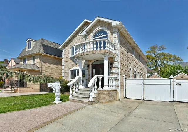 Photo 1 of Single family home for sale at 7627 175th Street, New York, NY 11366 | MLS# 1046805 | Listing updated on 2026-09-04