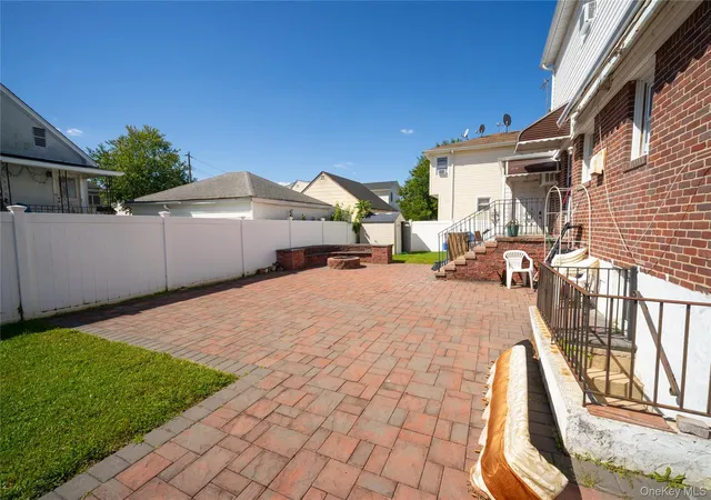 Photo 4 of Single family home for sale at 1309 Globe Ave, Hempstead, NY 11003 | MLS# 1046806 | Listing updated on 2026-10-21