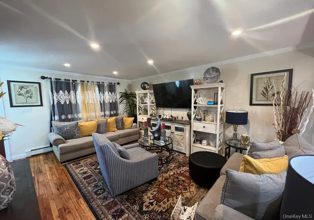 Photo 3 of Single family home for sale at 1023b E 229th Street, New York, NY 10466 | MLS# 1046825 | Listing updated on 2026-09-16