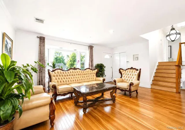 Photo 2 of Single family home for sale at 54 Magnolia Ln, Oyster Bay, NY 11753 | MLS# 1046827 | Listing updated on 2026-09-06