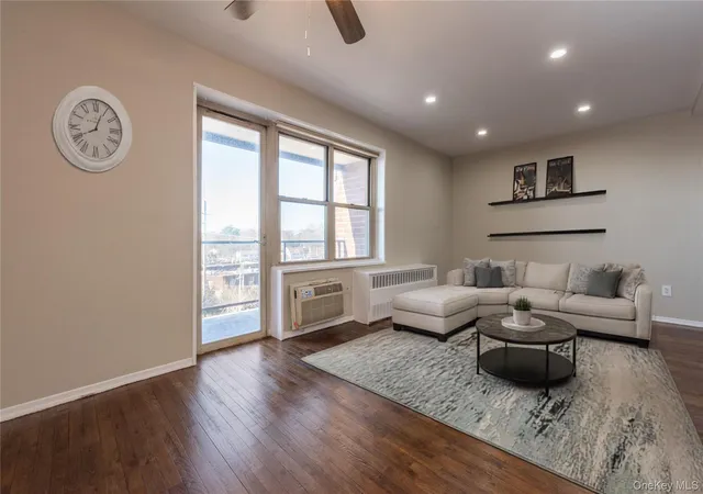 Photo 2 of Sale Pending at 20 Wendell St #19F, Hempstead, NY 11550 | MLS# 1046850 | Listing updated on 2026-10-02