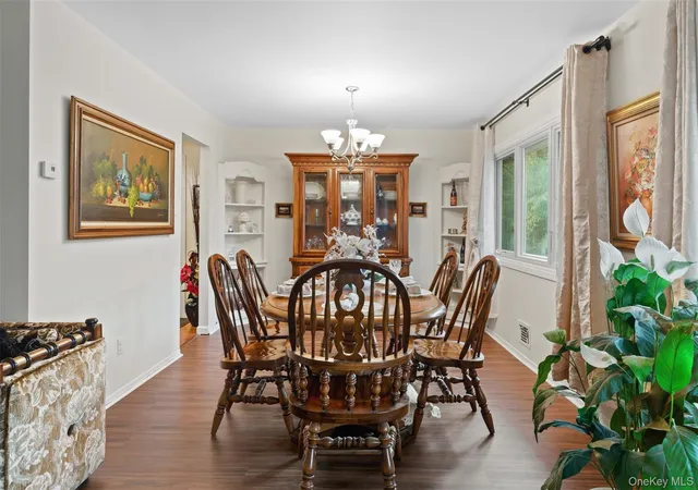 Photo 4 of Single family home for sale at 552 Briar Pl, New York, NY 11691 | MLS# 1046867 | Listing updated on 2026-09-07