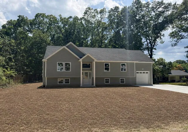 Single family home for sale at 129 Southaven Ave, Brookhaven, NY 11950 | MLS# 1046895