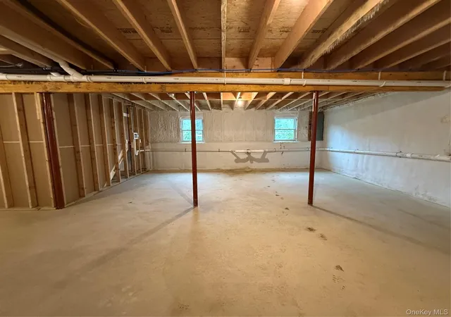 Photo 17 of Single family home for sale at 129 Southaven Ave, Brookhaven, NY 11950 | MLS# 1046895 | Listing updated on 2026-09-05