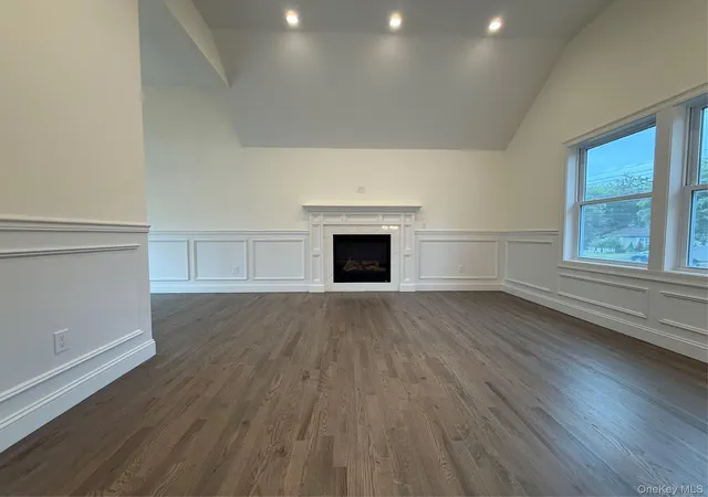 Photo 2 of Single family home for sale at 129 Southaven Ave, Brookhaven, NY 11950 | MLS# 1046895 | Listing updated on 2026-09-05