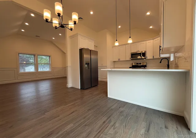 Photo 4 of Single family home for sale at 129 Southaven Ave, Brookhaven, NY 11950 | MLS# 1046895 | Listing updated on 2026-09-05