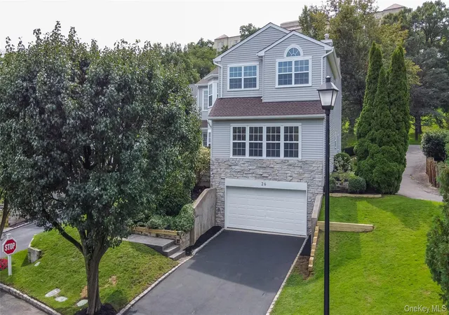 Photo 1 of Mansion for sale at 26 Hamlet Dr, Islip, NY 11788 | MLS# 1046896 | Listing updated on 2026-09-05