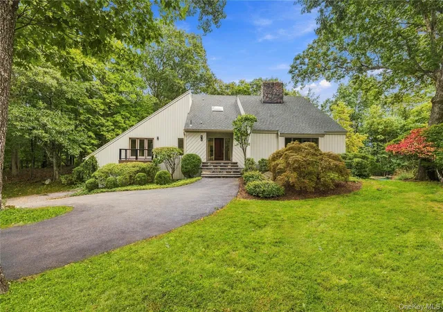 Photo 2 of Single family home for sale at 76 Pine Brk Rd, Bedford, NY 10506 | MLS# 1046921 | Listing updated on 2026-10-01