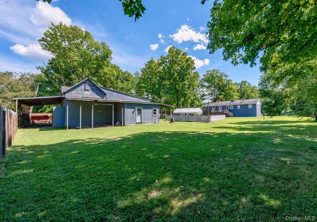 Photo 3 of Single family home for sale at 105 Orchard St, Rosendale, NY 12486 | MLS# 1046928 | Listing updated on 2026-10-06
