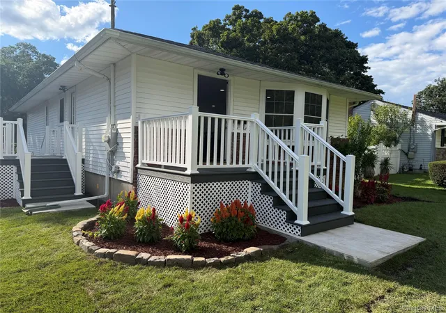 Photo 2 of Single family home for sale at 1544 N Thompson Dr, Islip, NY 11706 | MLS# 1046929 | Listing updated on 2026-09-07