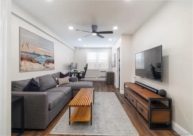 Photo 1 of Condo for sale at 370 W Broadway #3M, Long Beach, NY 11561 | MLS# 1046934 | Listing updated on 2026-09-22