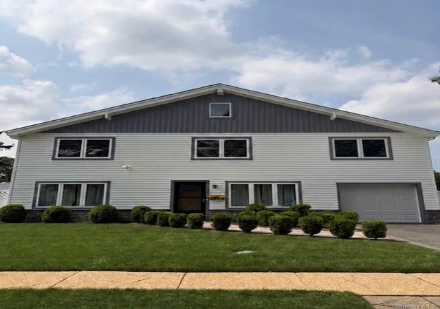 Photo 1 of Single family home for sale at 1726 Lehigh Rd, Hempstead, NY 11793 | MLS# 1046941 | Listing updated on 2026-09-08