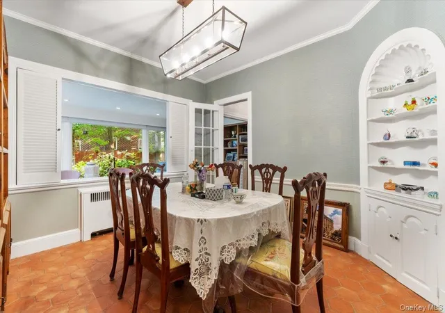 Photo 3 of Single family home for sale at 501 Broadway, Hempstead, NY 11559 | MLS# 1046946 | Listing updated on 2026-09-05
