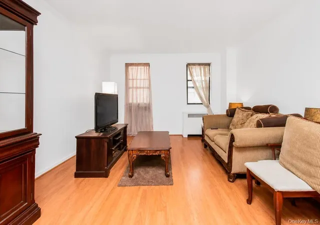 Photo 3 of Condo for sale at 306 E Mosholu Pkwy S #4F, New York, NY 10458 | MLS# 1046962 | Listing updated on 2026-09-05