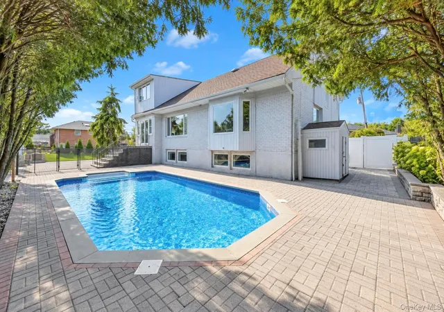 Photo 3 of Single family home for sale at 2020 Valentines Rd, Oyster Bay, NY 11590 | MLS# 1046968 | Listing updated on 2026-10-08