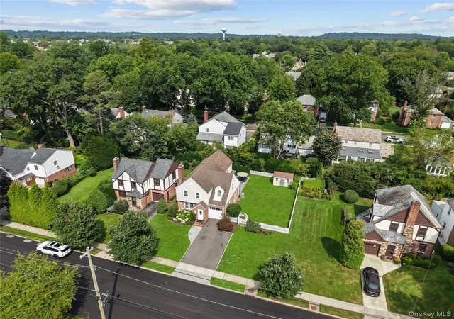 Photo 2 of Sale Pending at 33 Ogden Ave, North Hempstead, NY 11596 | MLS# 1046977 | Listing updated on 2026-10-08