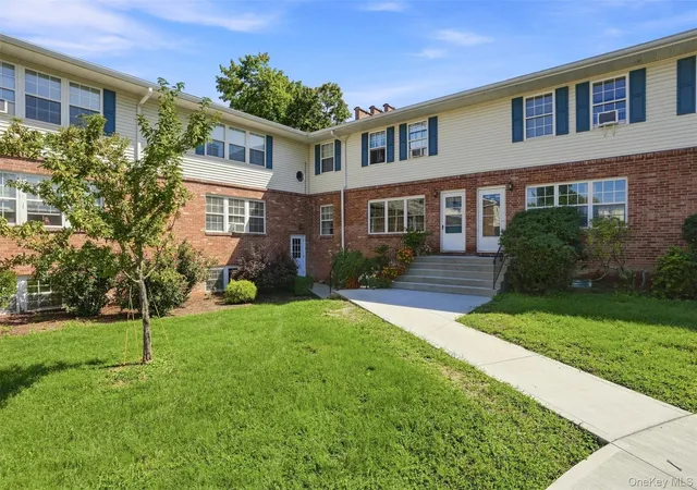 Photo 1 of Condo for sale at 19 Huguenot St #3, New Paltz, NY 12561 | MLS# 1046986 | Listing updated on 2026-09-23
