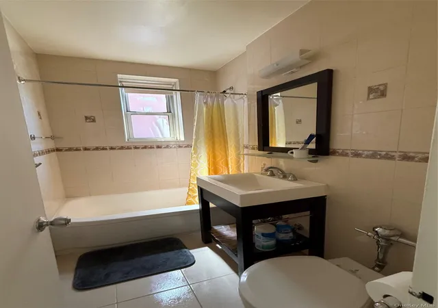 Photo 4 of House for sale at 27-04 Parsons Blvd #2G, New York, NY 11354 | MLS# 1046990 | Listing updated on 2026-10-19