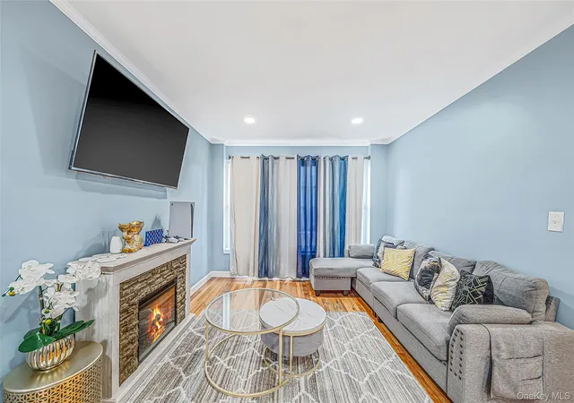 Photo 2 of Single family home for sale at 22603 141st Avenue, New York, NY 11413 | MLS# 1047010 | Listing updated on 2026-09-07