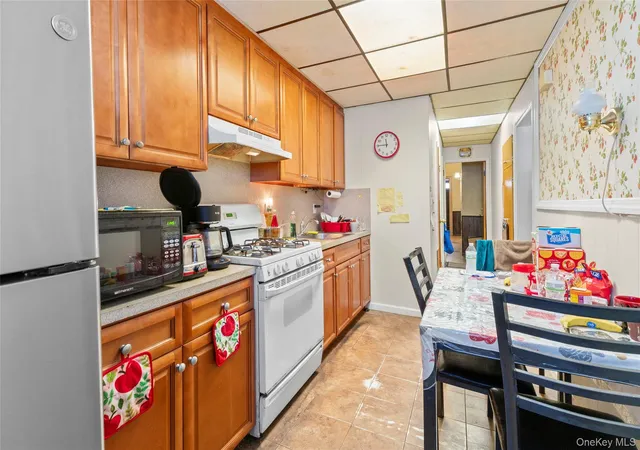 Photo 3 of Multi family home for sale at 7516 64th Street, New York, NY 11385 | MLS# 1047019 | Listing updated on 2026-09-13